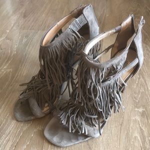 Steve Madden - Fringly Heels in gray